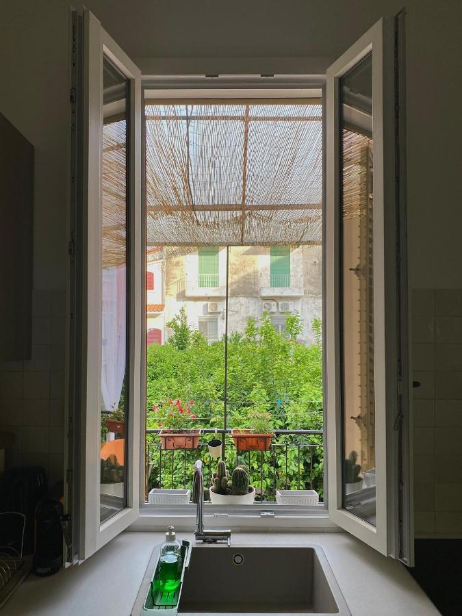 Appartamento La Terrazza Al Museo Napoli Esterno foto